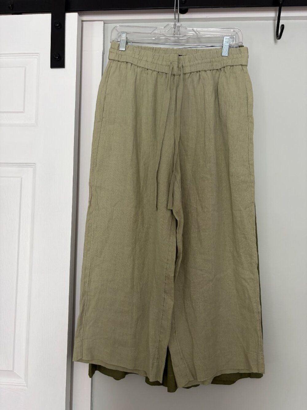 two linen and linen/rayon blend cropped pants (size 8/8P) Max Studio/JCrew - Picture 4 of 8